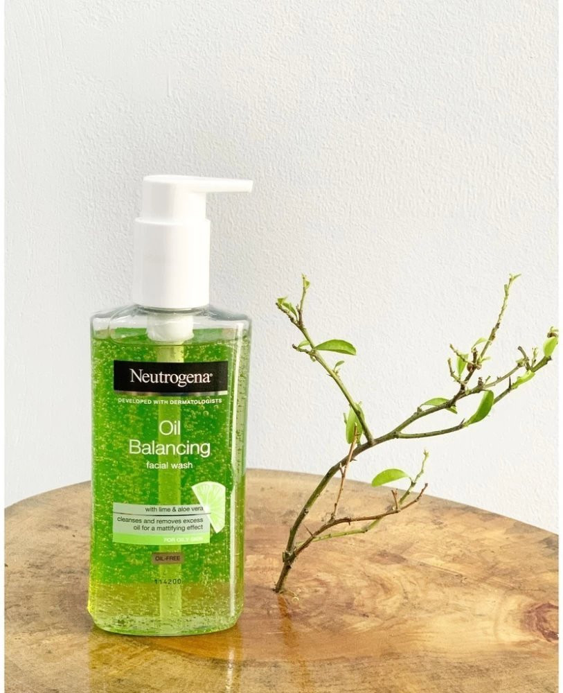 Neutrogena Oil Balancing Facial Wash 200ML